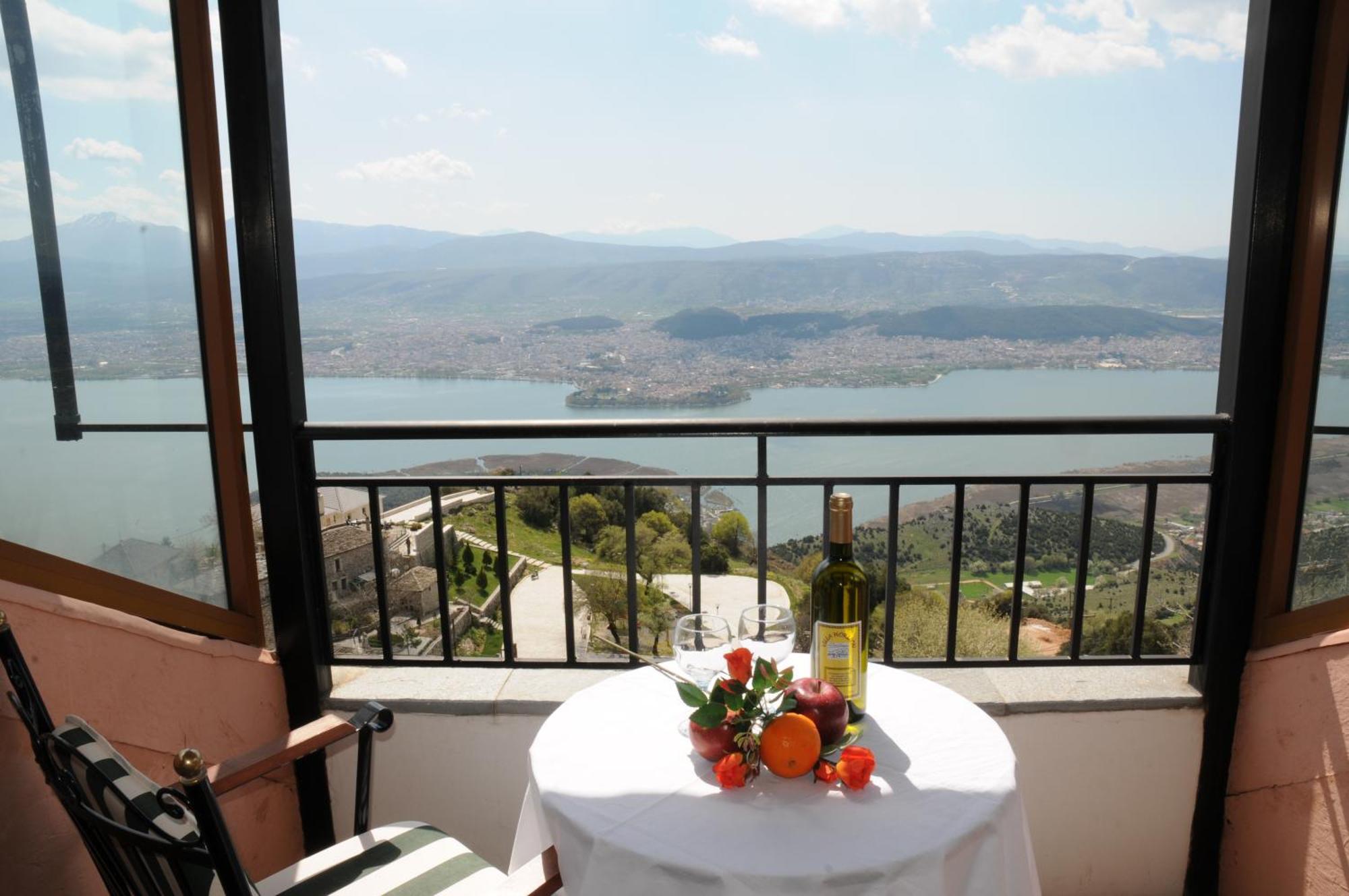 Horizon Hotel Ioannina Buitenkant foto